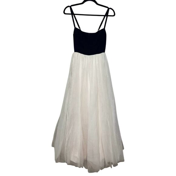 New Reformation Esmarie Dress - Picture 2 of 6